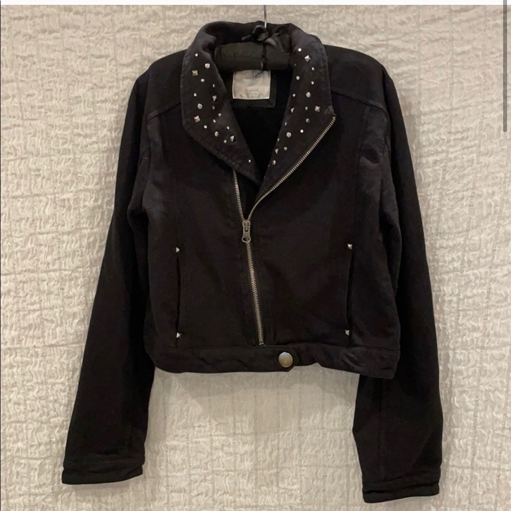 Jacket for big girls from Justice. Size 8. EUC.